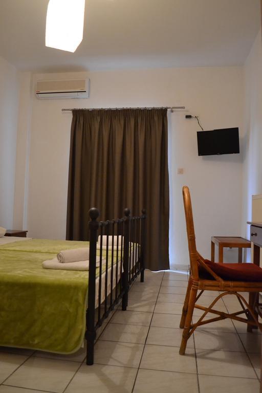 Eliza Studios And Apartments เปฟโกโฮรี ภายนอก รูปภาพ